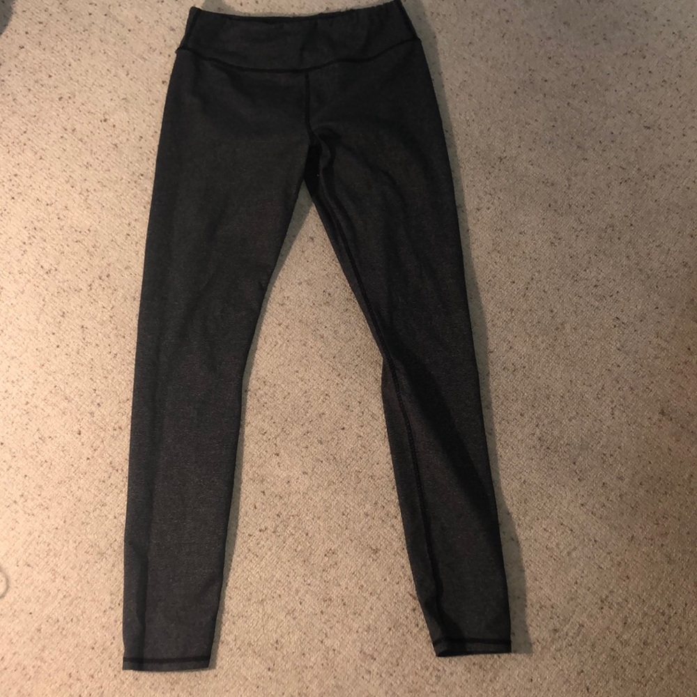 Stretch grey leggings